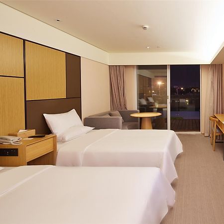 Ji Hotel Shanghai Hongqiao Airport Huqingping Highway Екстериор снимка
