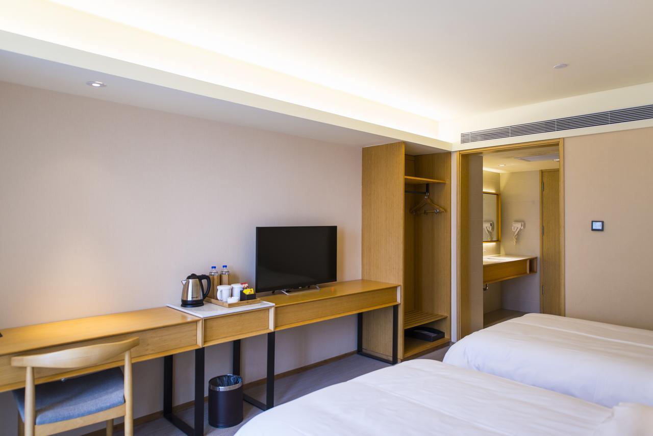 Ji Hotel Shanghai Hongqiao Airport Huqingping Highway Екстериор снимка