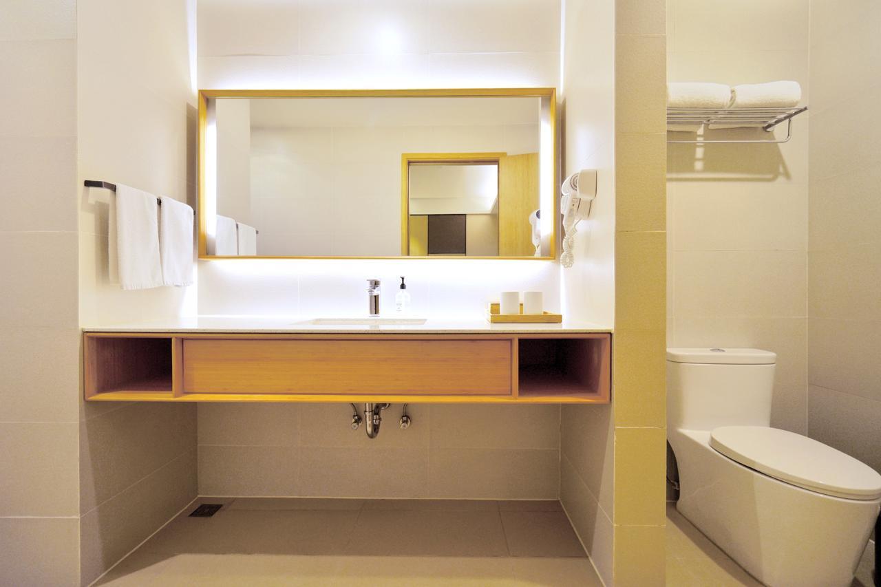 Ji Hotel Shanghai Hongqiao Airport Huqingping Highway Екстериор снимка